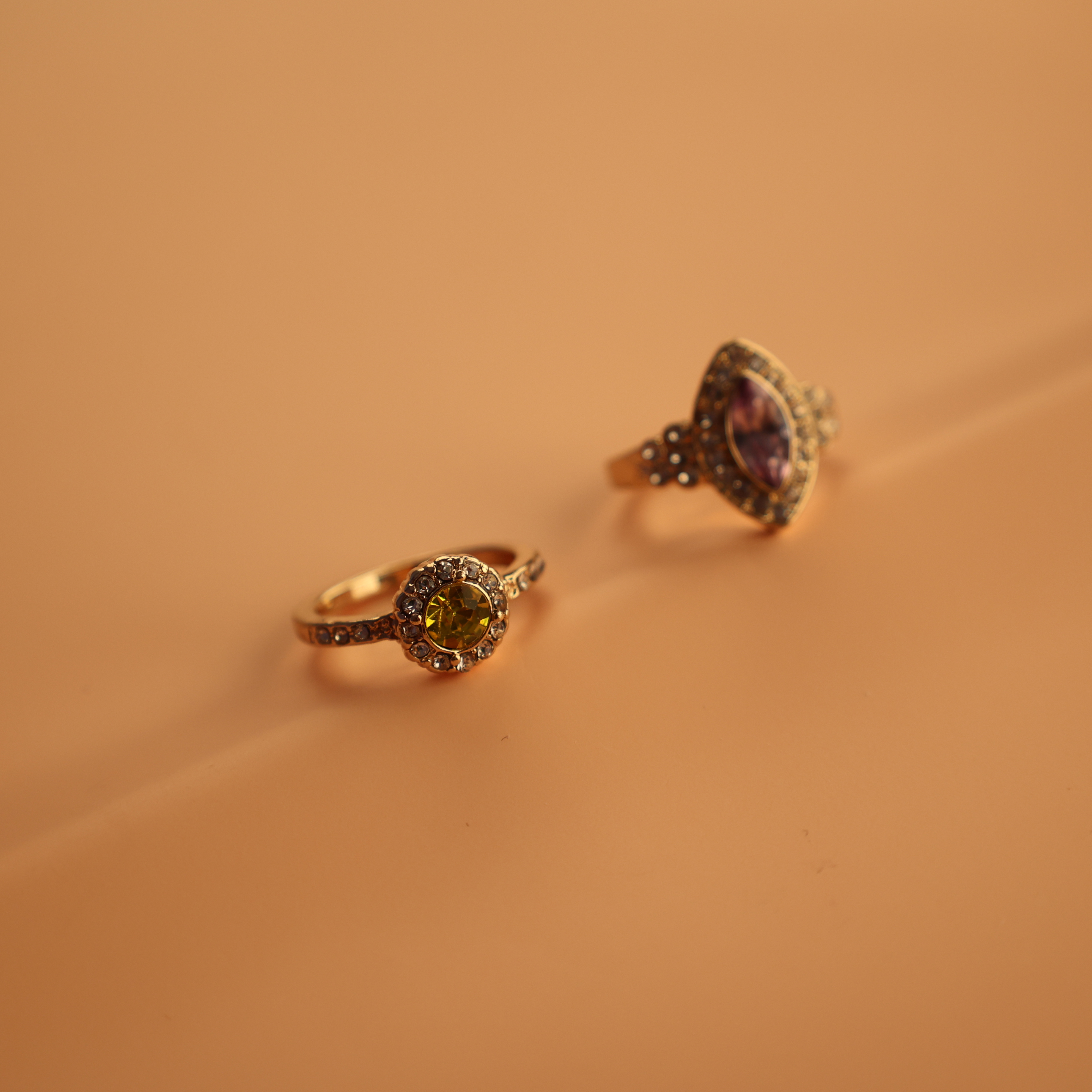 时尚设计蝴蝶戒指锆石首饰黄铜镀金戒指